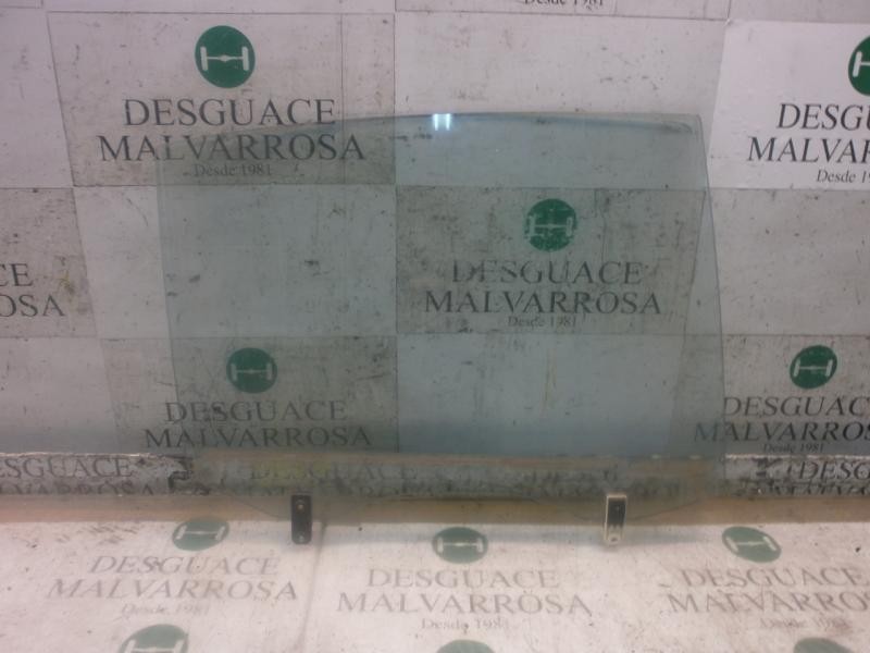 Recambio de cristal puerta trasero derecho para kia opirus ex referencia OEM IAM 834203F000  