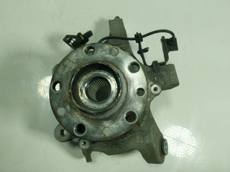 Recambio de mangueta trasera izquierda para maserati levante 3.0 v6 twinturbo cat referencia OEM IAM   