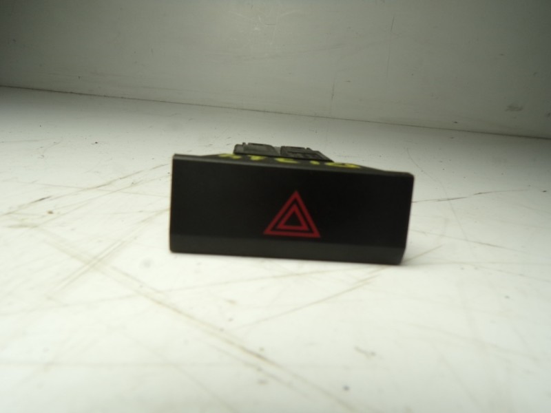 Recambio de warning para seat leon st (5f8) 1.4 tgi bivalent. gasolina / cng referencia OEM IAM 5F0953235B1QB 5F0953235B 