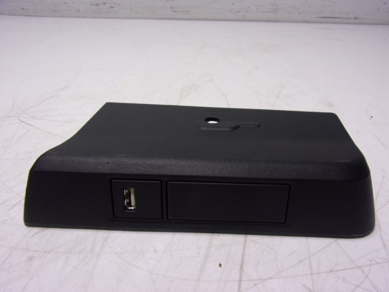 Recambio de modulo electronico para toyota yaris 1.5 vvti hev referencia OEM IAM  554070D070 