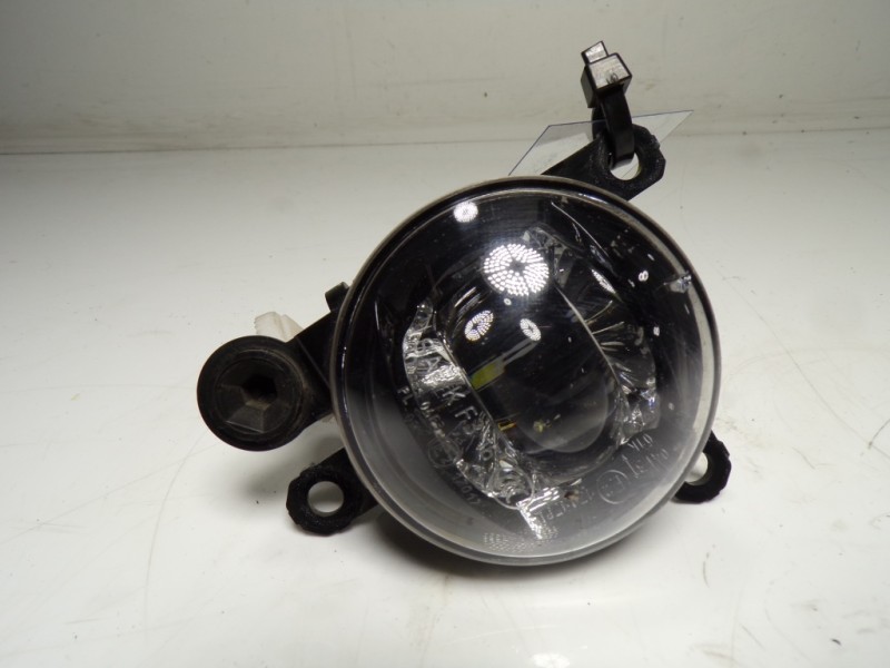 Recambio de faro antiniebla derecho para opel corsa f 1.2 referencia OEM IAM  13497330 