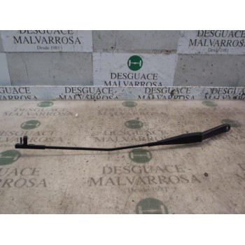 BRAZO LIMPIA DELANTERO DERECHO 