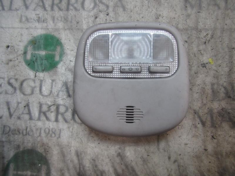 Recambio de piloto interior para peugeot 207 1.6 16v hdi referencia OEM IAM   