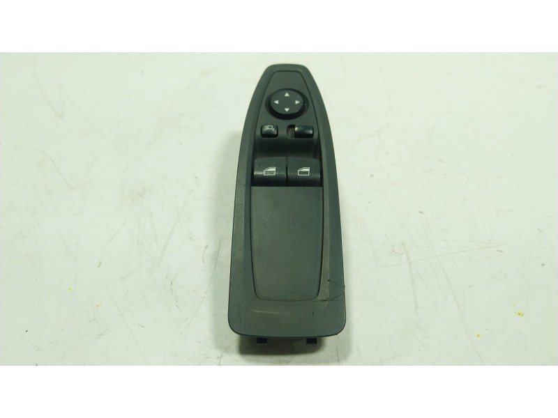 Recambio de mando elevalunas delantero izquierdo para bmw 4 coupé (f32, f82) 420 d referencia OEM IAM 61319362126 936212601 