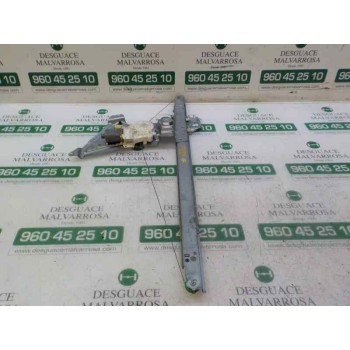 ELEVALUNAS DELANTERO DERECHO A9067200146 