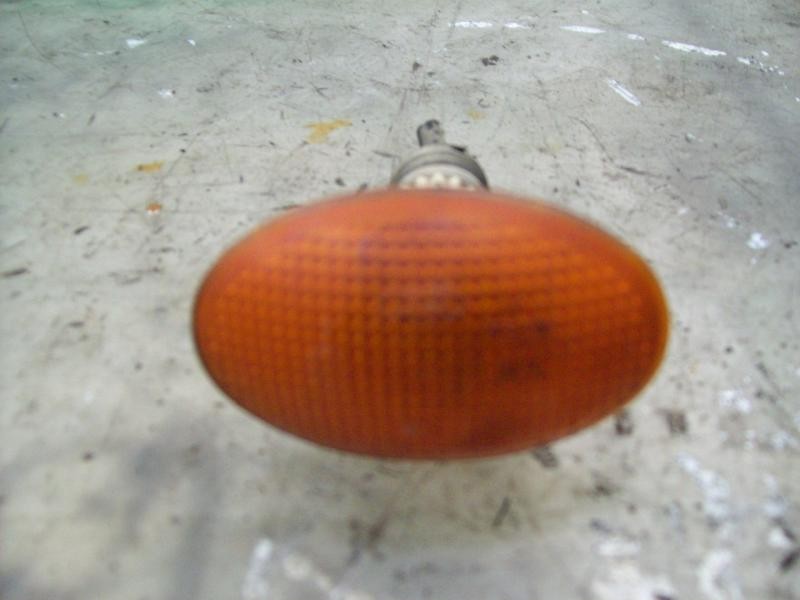 Recambio de piloto lateral derecho para ford fiesta berl./courier 1.8 diesel referencia OEM IAM   