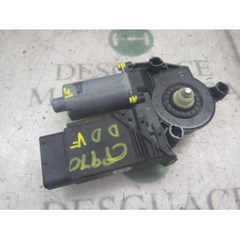 MOTOR ELEVALUNAS DELANTERO DERECHO 