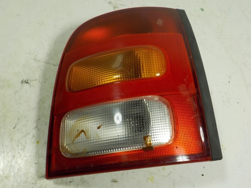 Recambio de piloto trasero derecho para nissan micra (k11) 1.0 16v cat referencia OEM IAM   