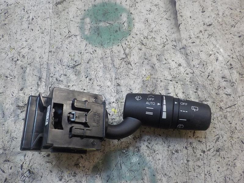 Recambio de mando limpia para mazda cx-5 2.0 cat referencia OEM IAM KD4766128  