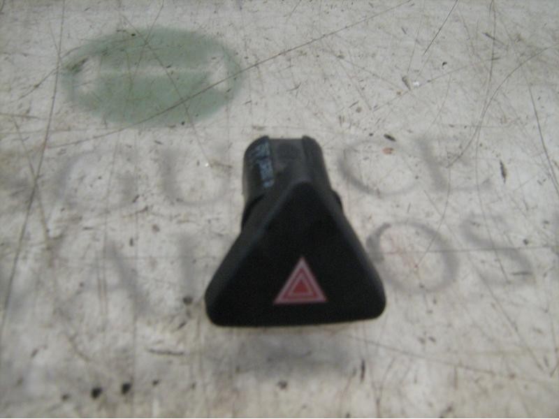 Recambio de warning para ford fiesta (cbk) ghia referencia OEM IAM   