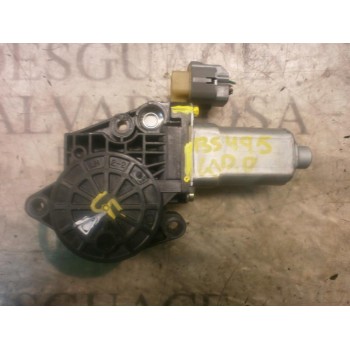 MOTOR ELEVALUNAS DELANTERO DERECHO 824603F000 