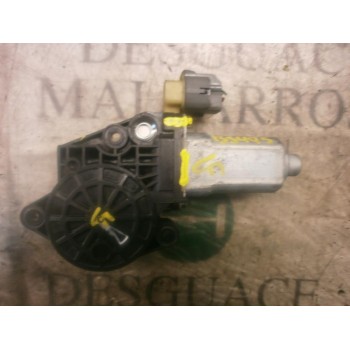 MOTOR ELEVALUNAS TRASERO DERECHO 824603F000 