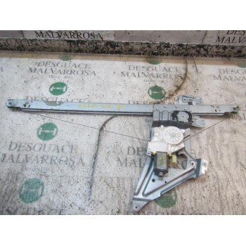 ELEVALUNAS DELANTERO IZQUIERDO A9067200046 