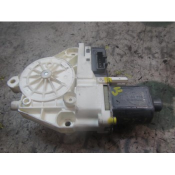 MOTOR ELEVALUNAS TRASERO IZQUIERDO 