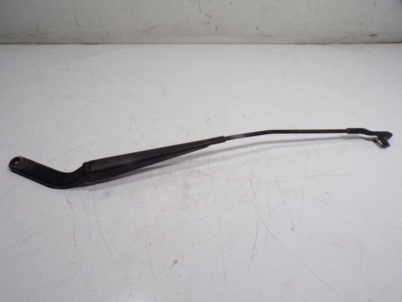 Recambio de brazo limpia delantero derecho para bmw x6 (e71) 3.0d referencia OEM IAM 61619449955  