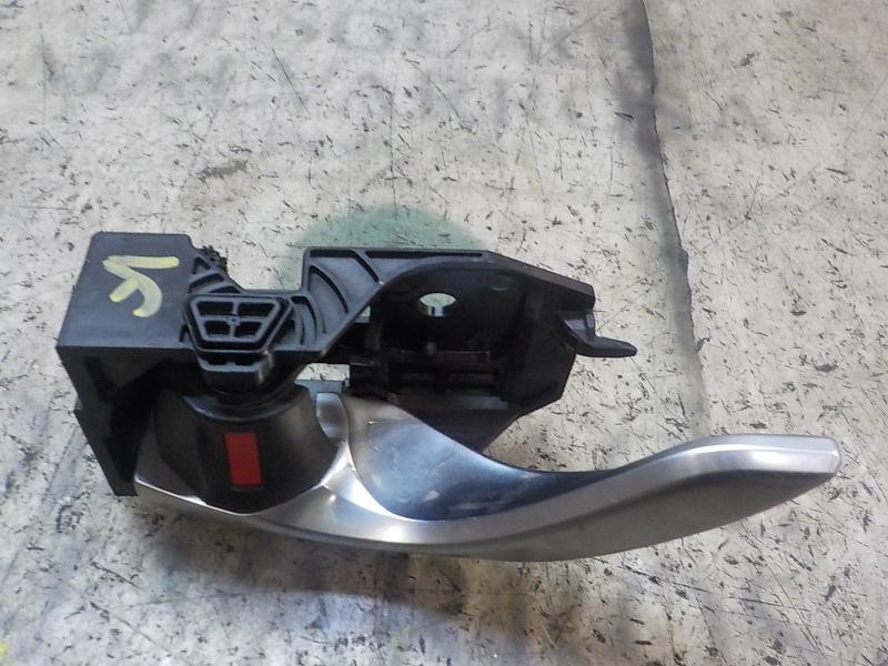 Recambio de maneta interior trasera izquierda para mazda cx-5 2.0 cat referencia OEM IAM KD5359330  