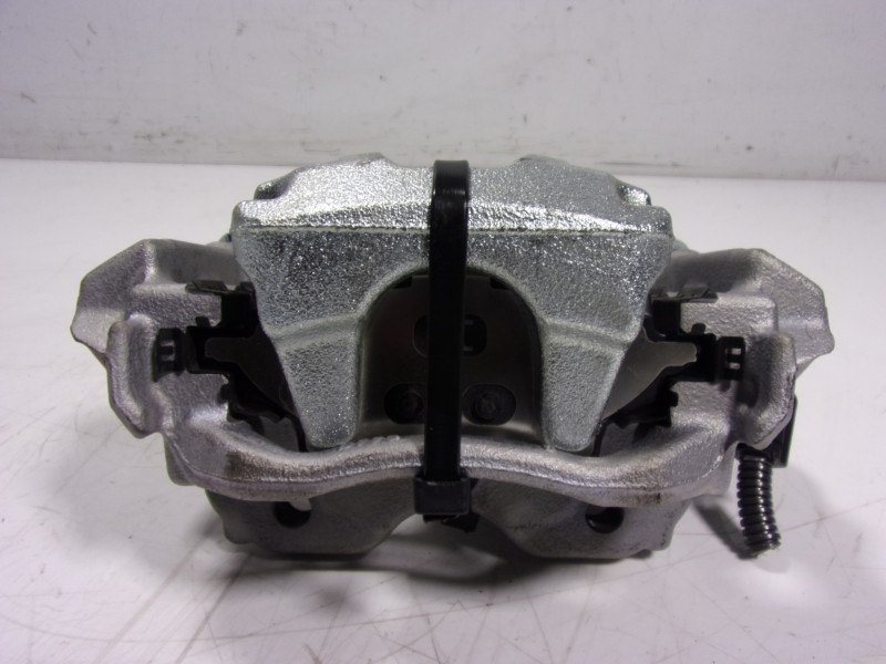 Recambio de pinza freno trasera izquierda para toyota yaris 1.5 vvti hev referencia OEM IAM 47850K0010  