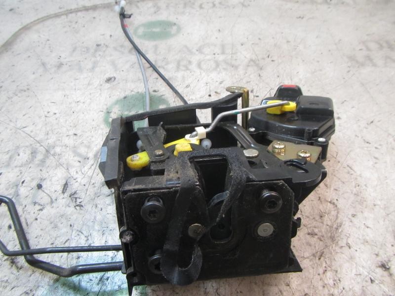 Recambio de cerradura puerta delantera izquierda para kia rio 1.6 emotion referencia OEM IAM 813121G000  