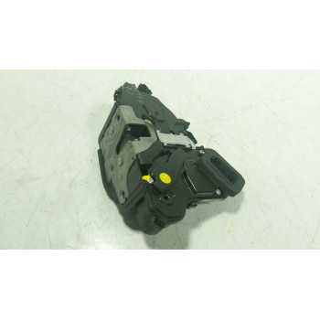 CERRADURA PUERTA DELANTERA DERECHA 3J1837016 3J1837016 