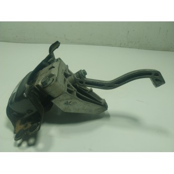 SOPORTE MOTOR IZQUIERDO 2Q0199555AC 