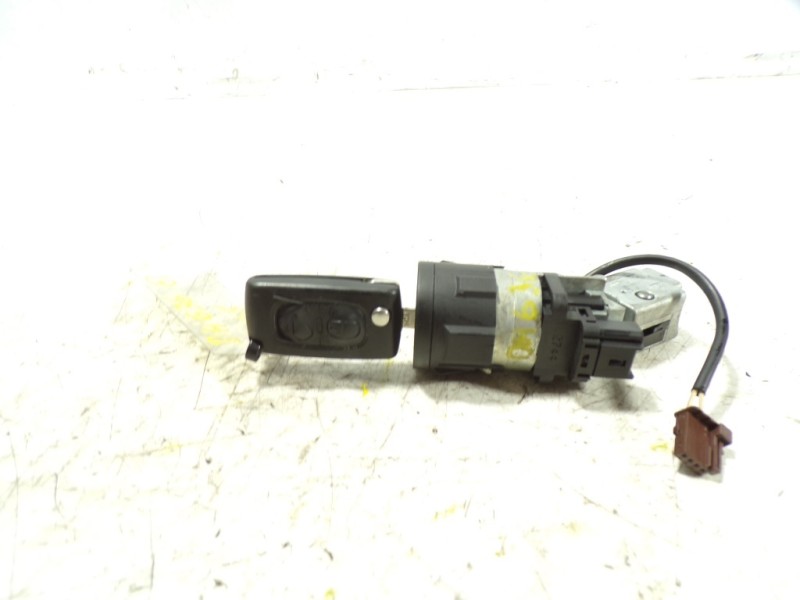 Recambio de antirrobo para peugeot 3008 1.6 blue-hdi fap referencia OEM IAM 4162KF 9663123380 