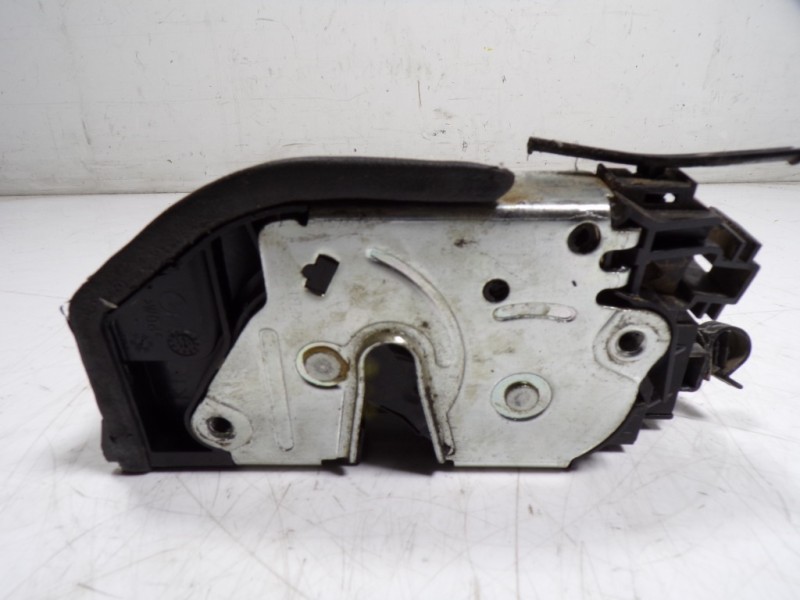 Recambio de cerradura puerta delantera derecha para bmw x6 (e71) 3.0d referencia OEM IAM 51217318416 7276668 