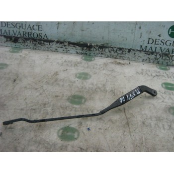 BRAZO LIMPIA DELANTERO DERECHO 