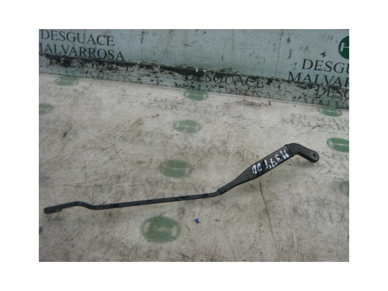 Recambio de brazo limpia delantero derecho para citroën xantia berlina 1.9 td sx referencia OEM IAM   