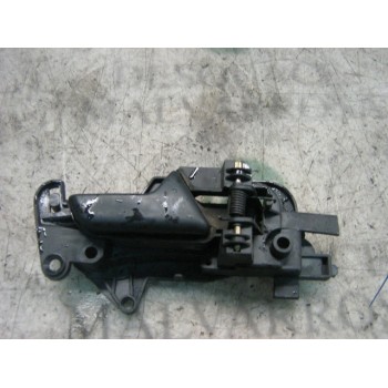 MANETA INTERIOR DELANTERA DERECHA 