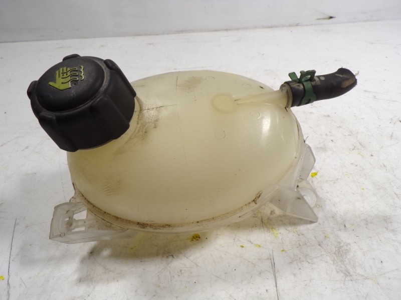 Recambio de deposito expansion para renault clio iv 1.5 dci diesel fap energy referencia OEM IAM 217104354R  