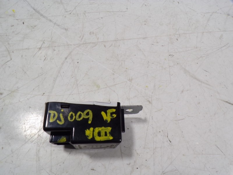 Recambio de modulo electronico para hyundai tucson essence bluedrive 2wd referencia OEM IAM 957102E000 957102E000 