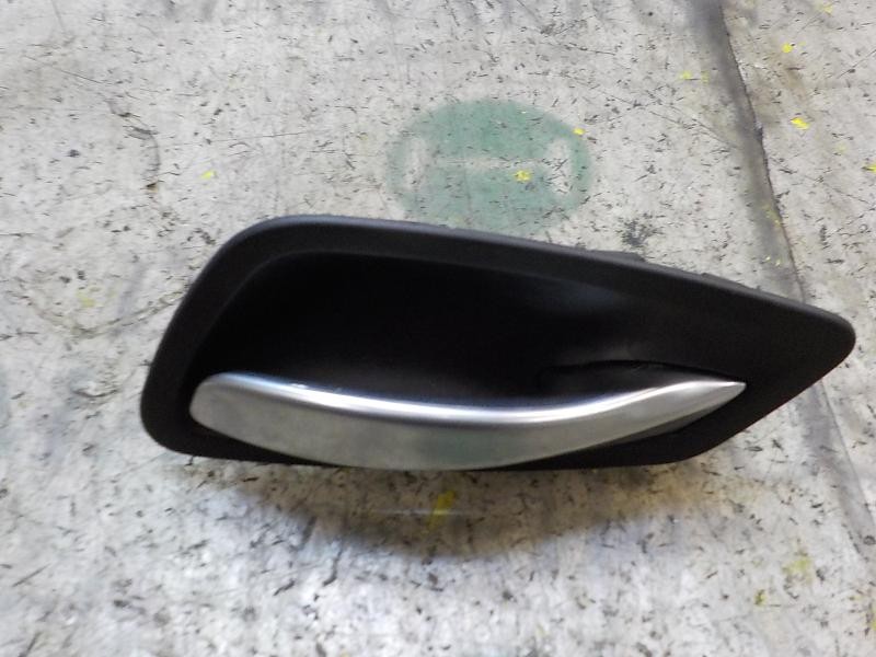 Recambio de maneta interior delantera derecha para bmw serie 3 berlina (e90) 320d referencia OEM IAM 51417144546  