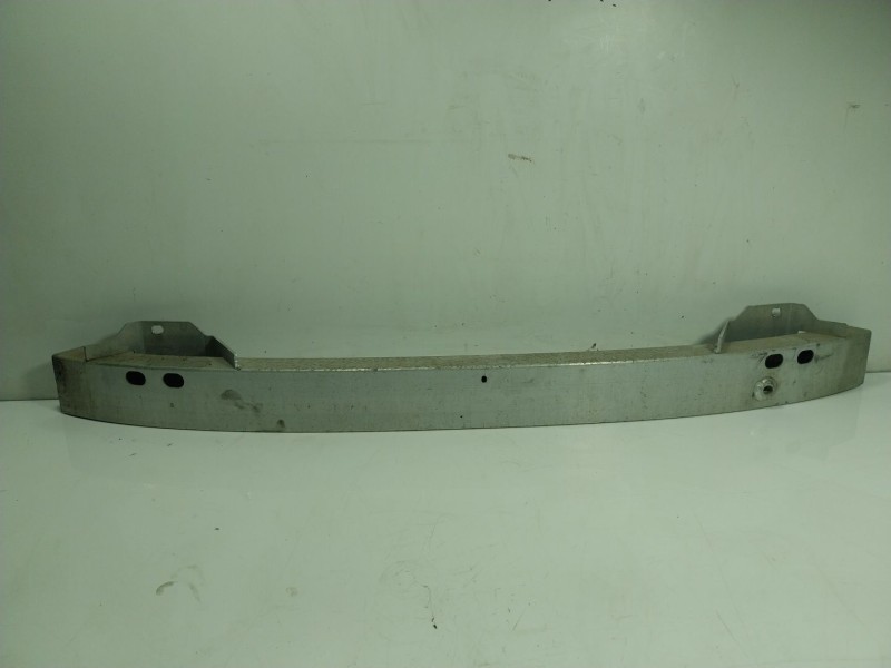 Recambio de refuerzo paragolpes trasero para maserati levante 3.0 v6 twinturbo cat referencia OEM IAM   