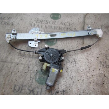 ELEVALUNAS TRASERO IZQUIERDO 834011G010 