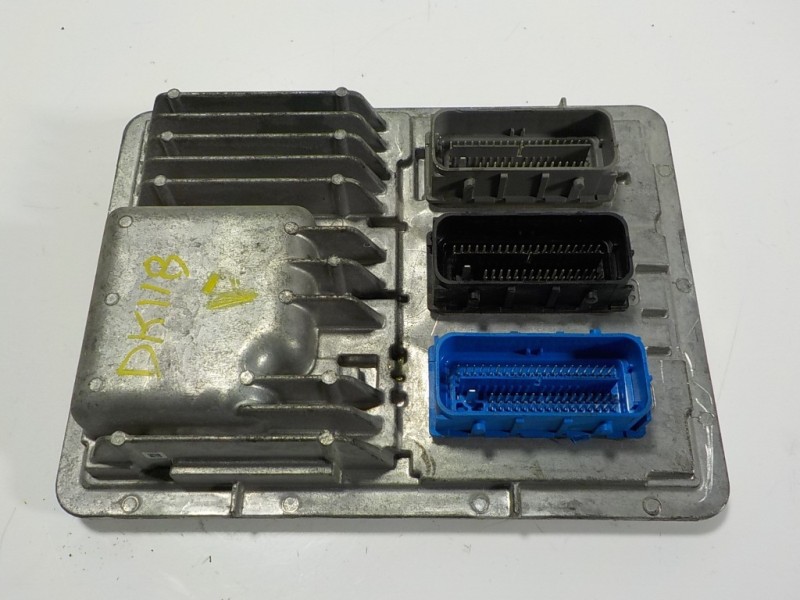 Recambio de centralita motor uce para opel astra k lim. 5türig dynamic referencia OEM IAM 12669908 12679845 1310101000000X