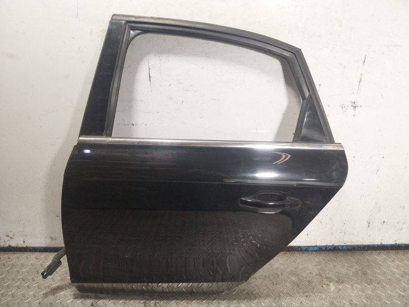 Recambio de puerta trasera izquierda para audi a4 b8 (8k2) 1.8 tfsi referencia OEM IAM 8K5833051D  