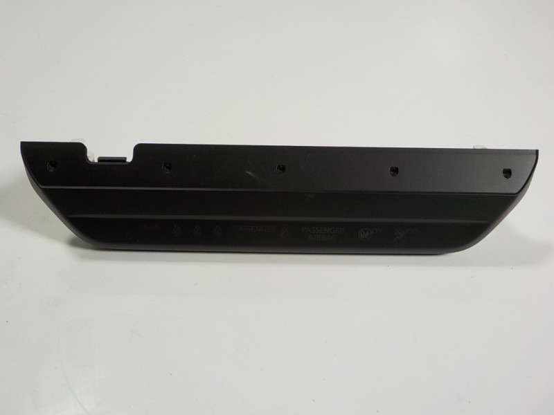 Recambio de modulo electronico para mazda 3 berlina (bp) evolution referencia OEM IAM  BDEL55260C 