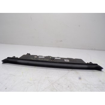 PILOTO TRASERO CENTRAL 39037080 39037080 01239600