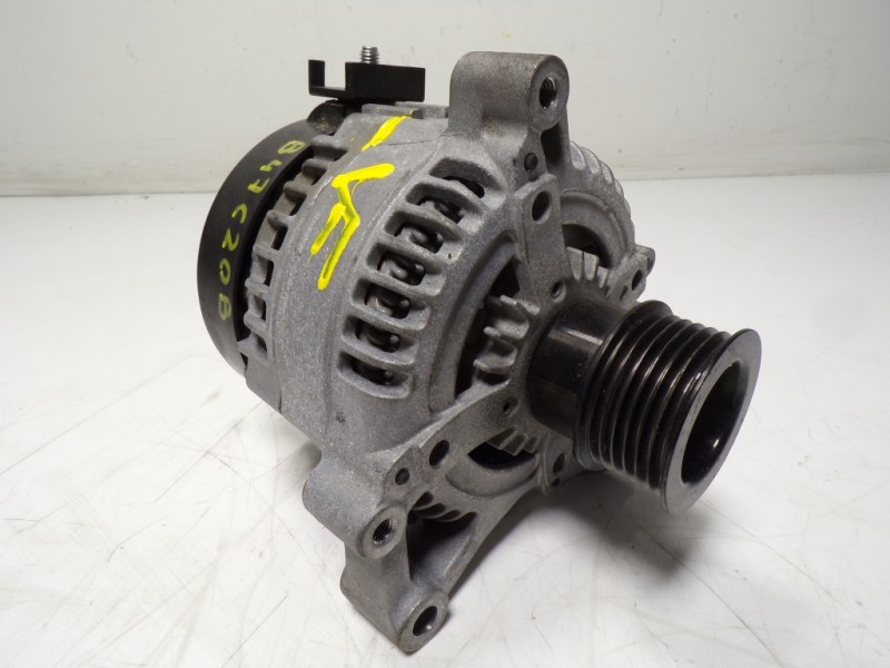 Recambio de alternador para mini countryman (f60) cooper d referencia OEM IAM  1042119870 