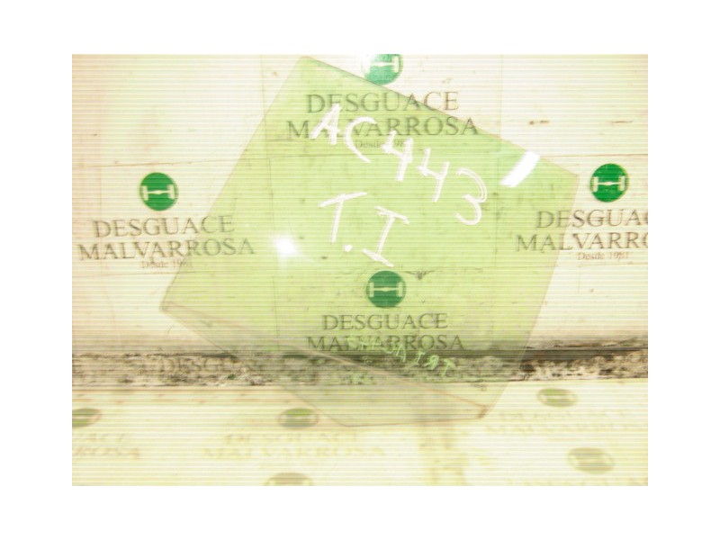 Recambio de cristal puerta trasero izquierdo para volkswagen golf iv berlina (1j1) highline referencia OEM IAM   