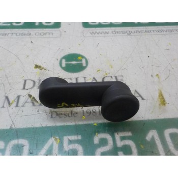 MANETA ELEVALUNAS TRASERA IZQUIERDA 13288655 