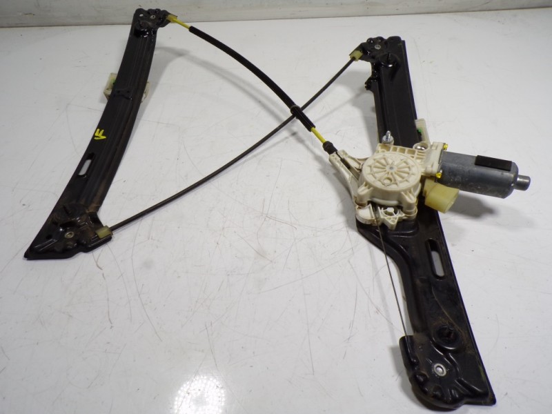 Recambio de elevalunas delantero izquierdo para bmw x6 (e71) 3.0d referencia OEM IAM 51337197301 7197301E 67627267691