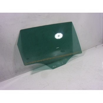 CRISTAL PUERTA TRASERO DERECHO 575845026A 