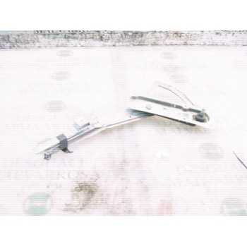 ELEVALUNAS DELANTERO DERECHO 