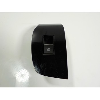 MANDO ELEVALUNAS DELANTERO DERECHO BDGF66370 