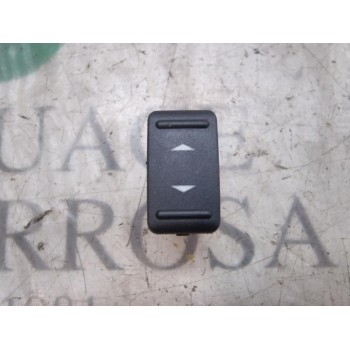 MANDO ELEVALUNAS DELANTERO DERECHO 