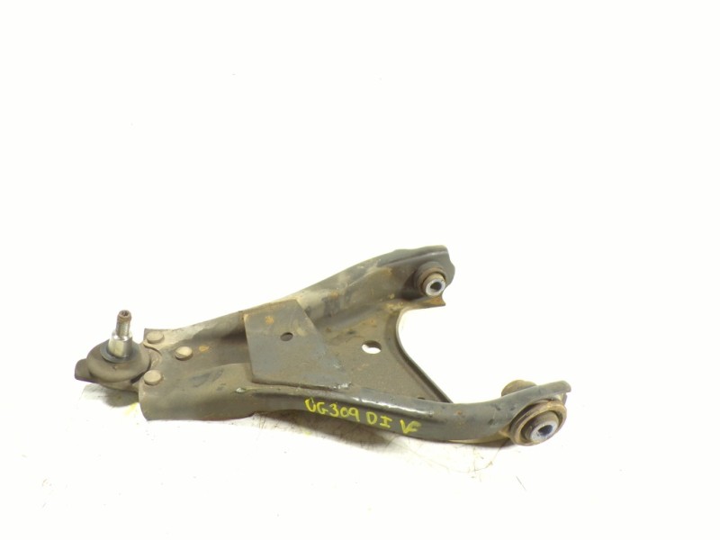 Recambio de brazo suspension inferior delantero izquierdo para dacia duster 1.5 dci diesel cat referencia OEM IAM 545016746R  
