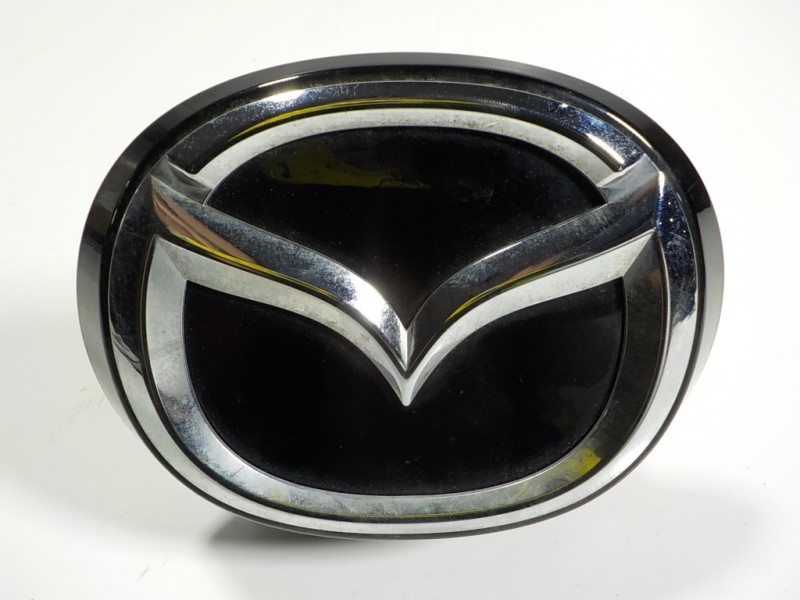 Recambio de maneta porton para mazda 3 berlina (bp) evolution referencia OEM IAM   