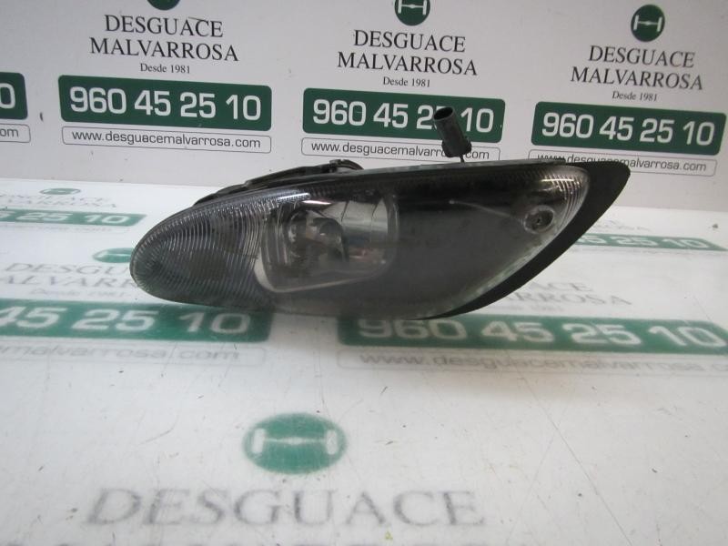 Recambio de faro antiniebla derecho para chrysler 300 m (lr) 2.7 cat referencia OEM IAM   