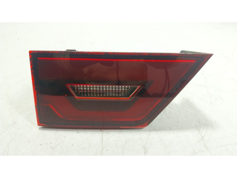 Recambio de piloto trasero izquierdo interior para jaguar e-pace (x540) 2.0 d150 awd referencia OEM IAM J9C5258  